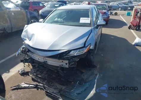 2022 Toyota Camry Le из США, поврежденный, VIN 4T1C11AK2NU698302